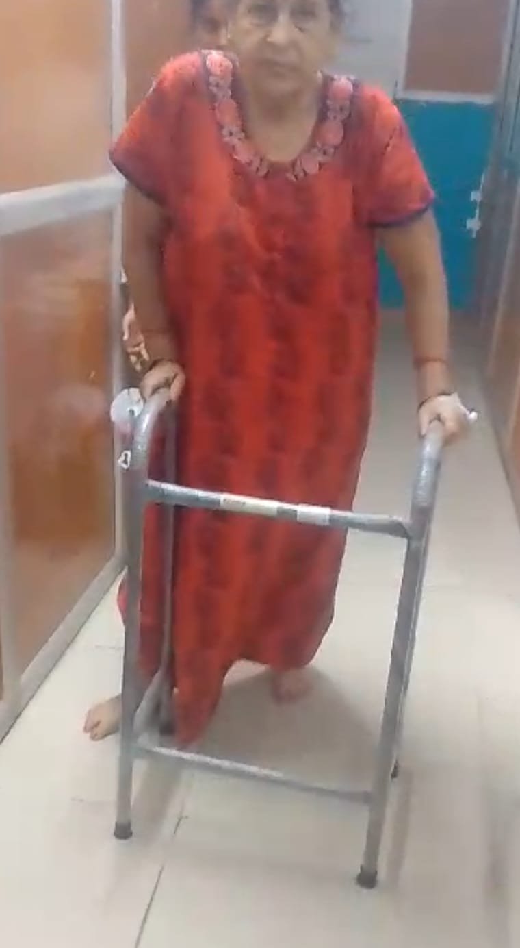 CR Total Knee Replacement
